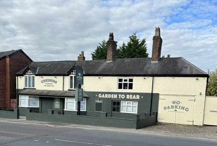 The Cheshire Cheese Pub